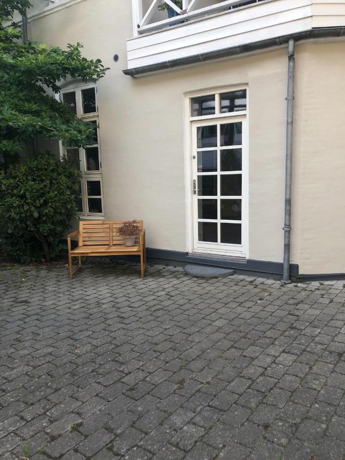 Apartamento Nyrenoveret Charmerende Lejlighed I Odense C! Exterior foto